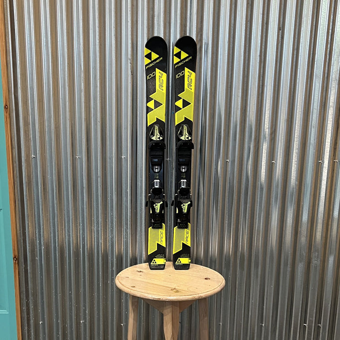 Fischer RC4 Kid's Skis w/ Fischer FJ4 Bindings - USED